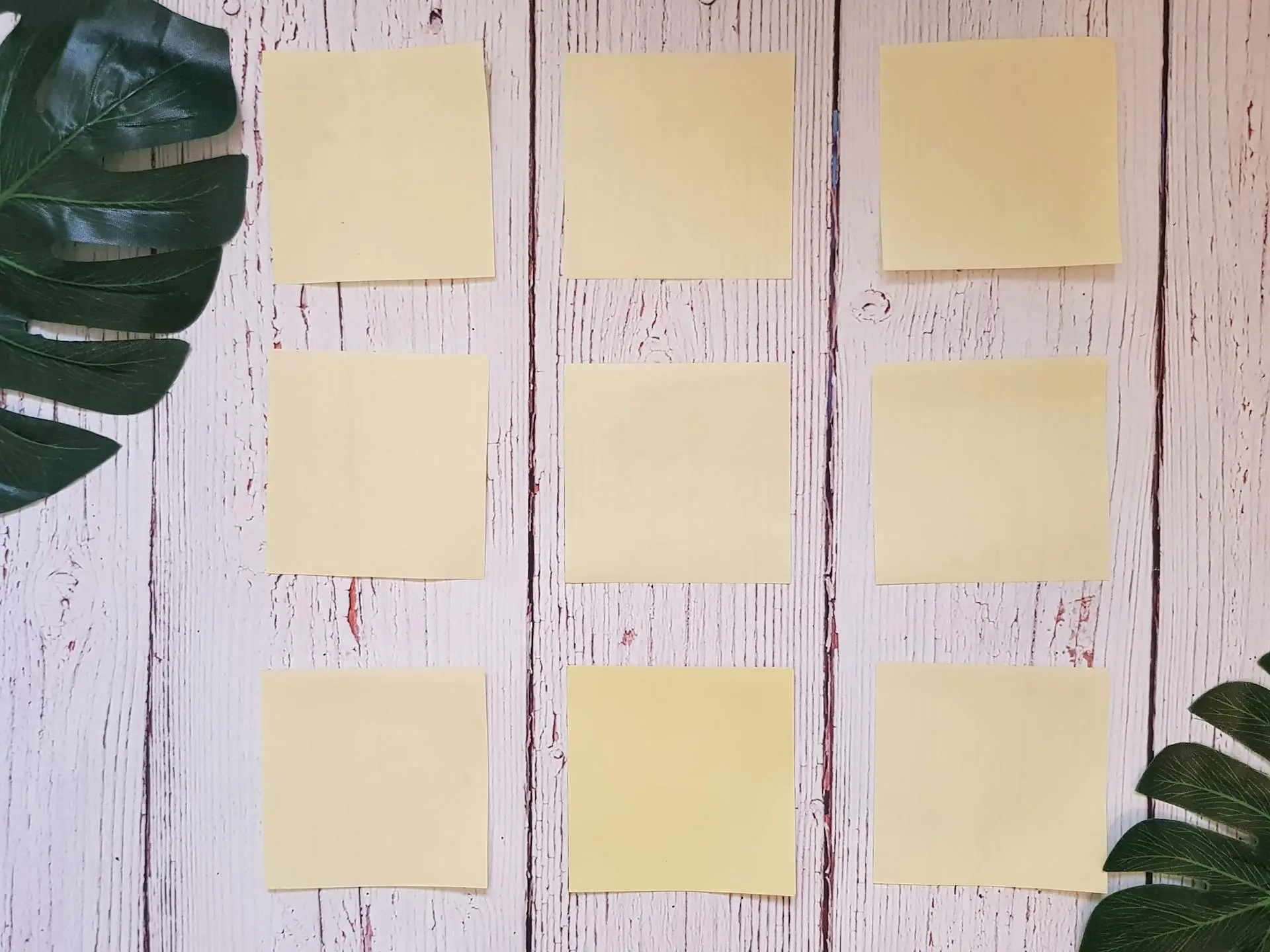 Post It an einer Wand